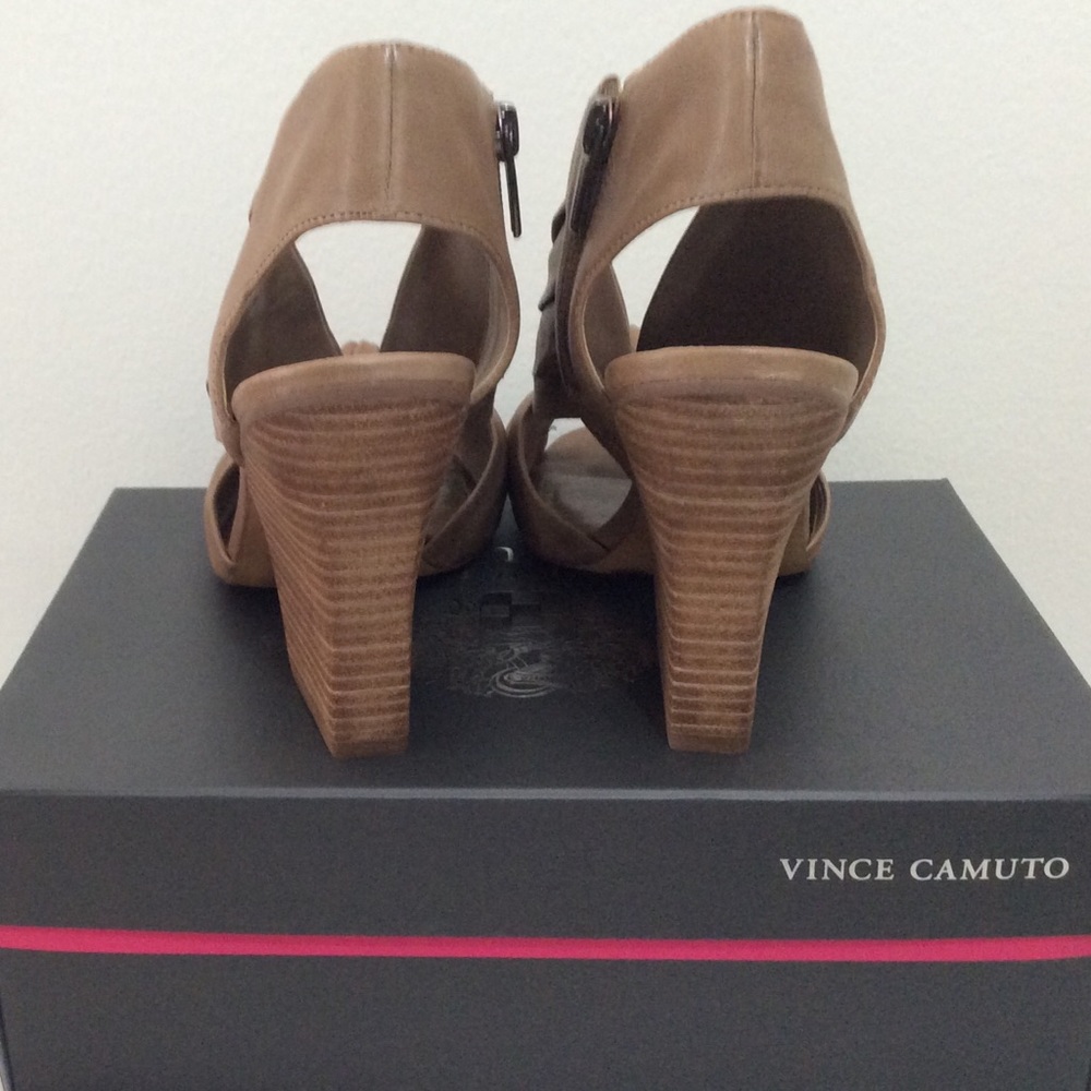**SOLD**Brown Leather Tan Nude Chunky Heels Sandal - Picture 4 of 5